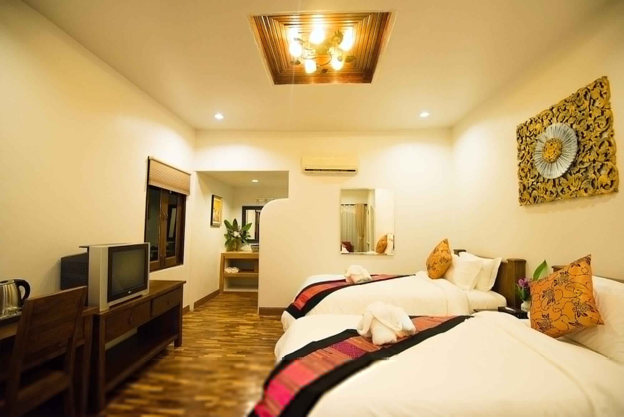 E-Outfitting Pai Resort Exterior photo
