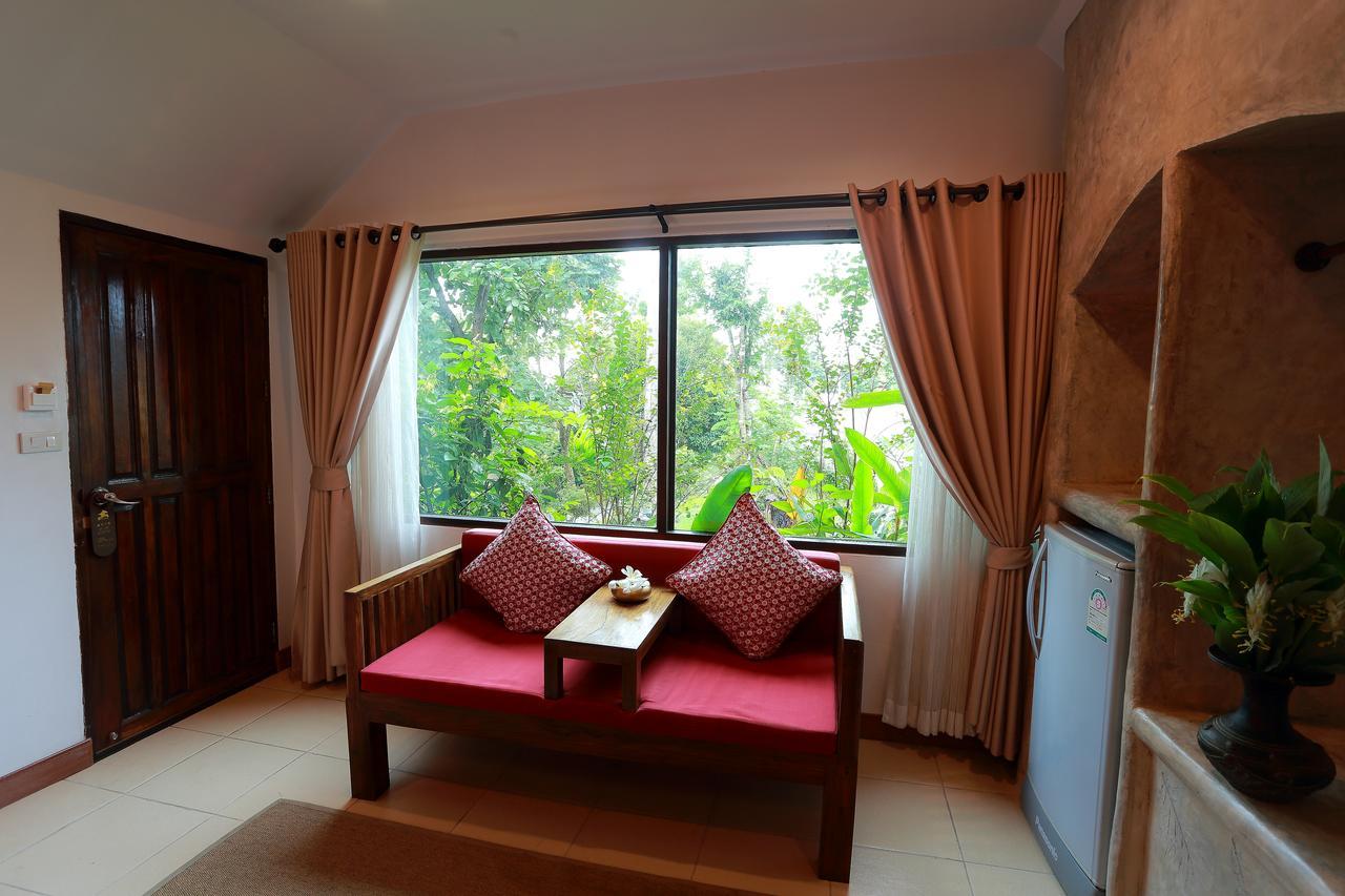 E-Outfitting Pai Resort Exterior photo