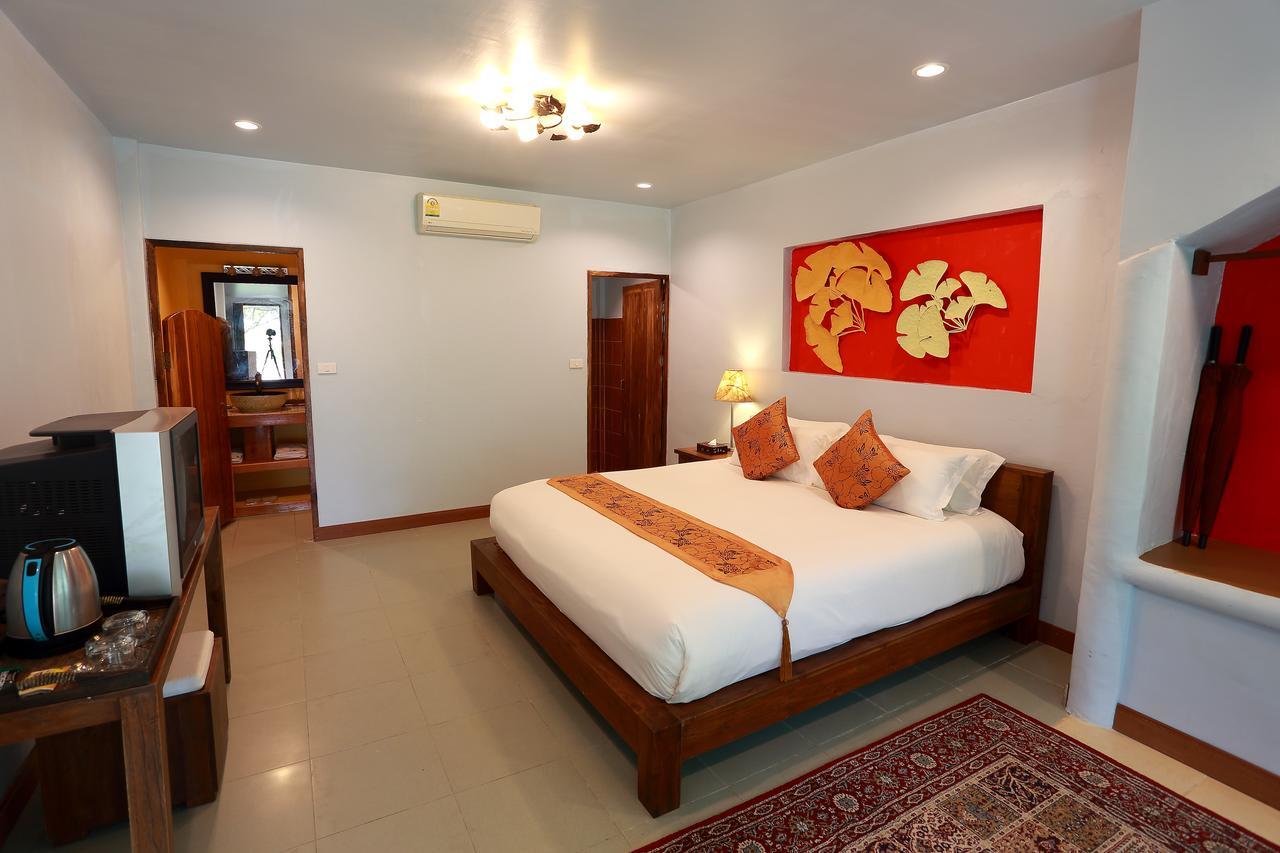 E-Outfitting Pai Resort Exterior photo
