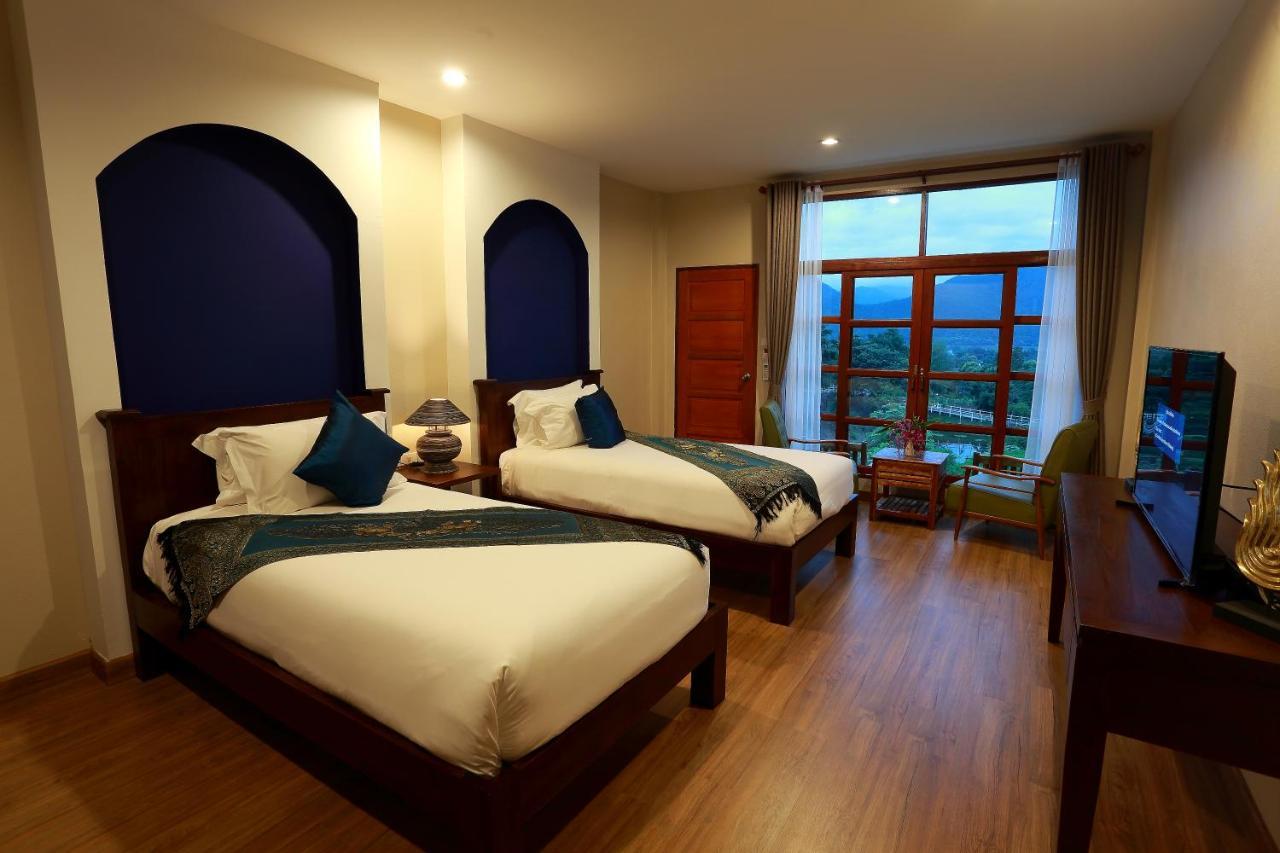 E-Outfitting Pai Resort Exterior photo